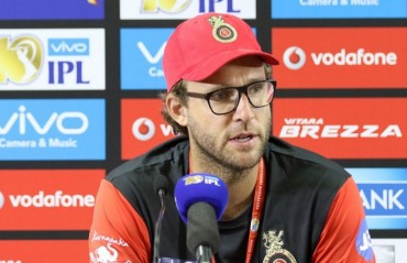 Hopeful that ABD, Badree and Mills will return to fitness before KKR game on April 23: Vettori 