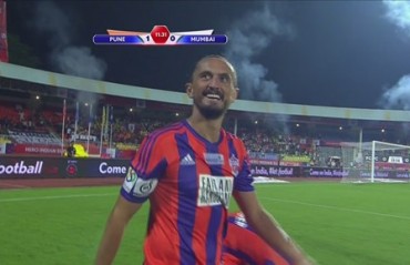 Half Time Report: Mumbai rally to level at 1-1 and then control Pune in Maha derby