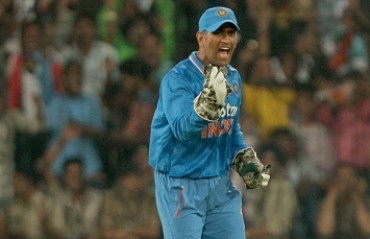 Dhoni and India get much-needed win to bring alive the South Africa series