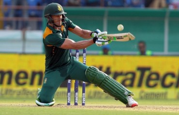 South African batsman Faf du Plessis fined for showing dissent at Chepauk