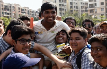 Wonder kid Dhanawade felicitated by MCA for record-breaking 1009