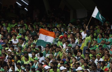Kohli's Pakistani fan arrested for hoisting Indian flag!