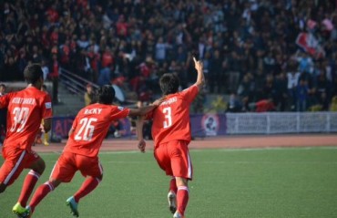 Sunday shines, Lalmuankima livens up Aizawl as they earn dramatic 2-0 victory over Mumbai