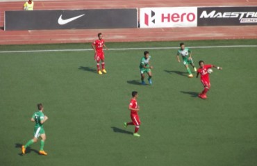 Duffy's goal ensures Salgaocar rise above relegation , send Aizawl to the brink of the ditch