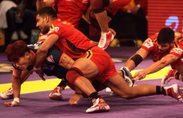 THRILLER: last minute charge helps Bengaluru Bulls grind out 1 point win over Bengal Warriors