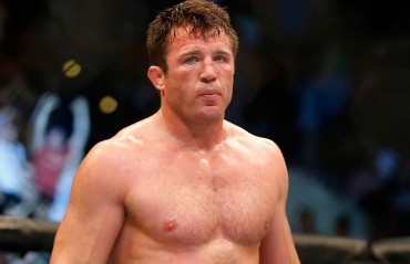 Chael Sonnen makes return to MMA, Signs with Bellator