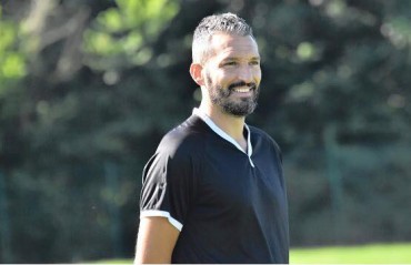 COACH CONTROL: Zambrotta is a curious choice from Dynamos, but not an ideal one