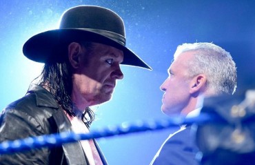 WATCH: The Undertaker makes his Return to SmackDown, says he’s back